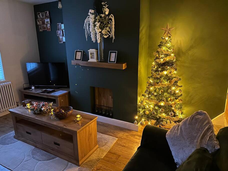 Quaint 1 Bedroom Cottage In Pudsey, Leeds Dış mekan fotoğraf